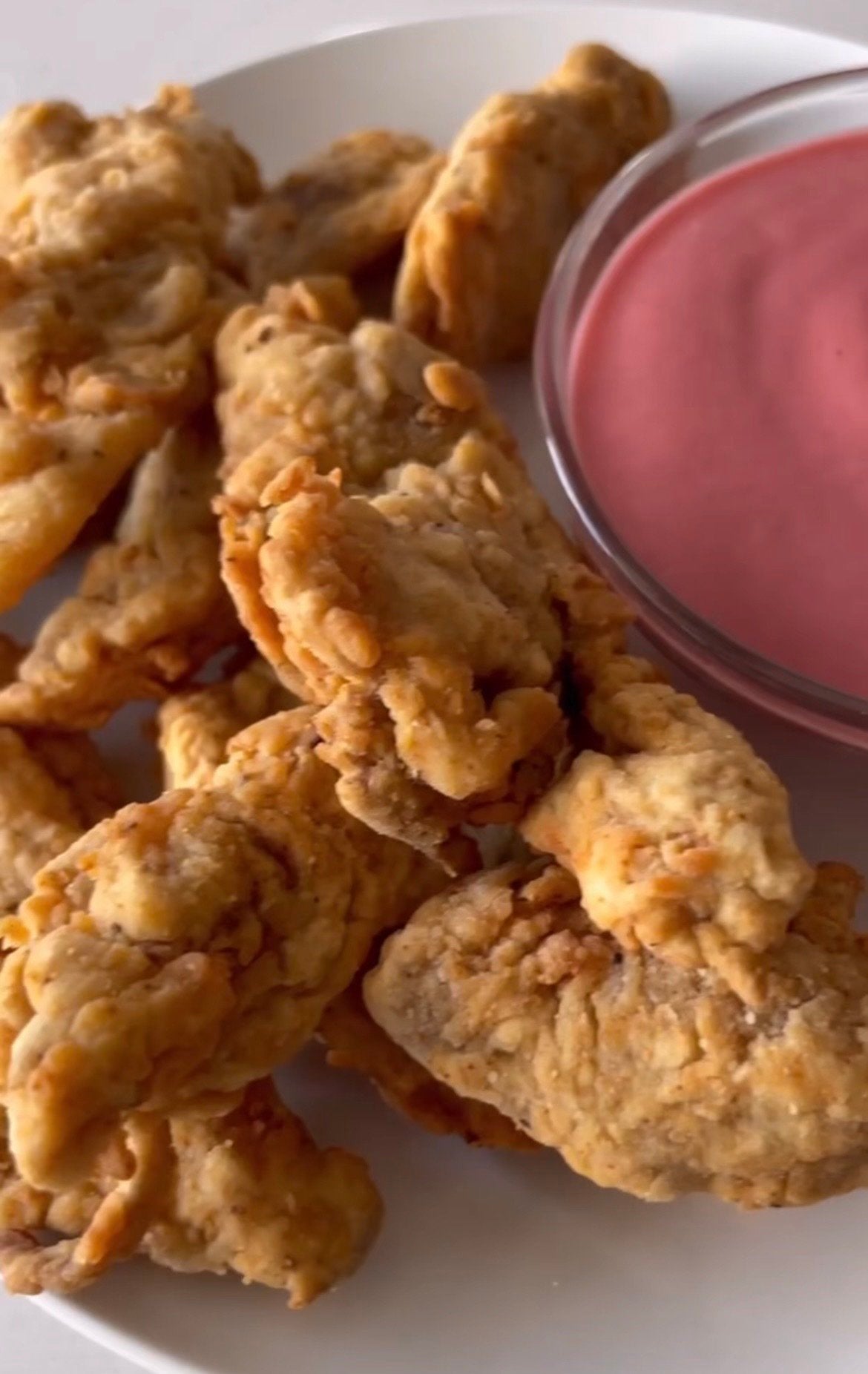 SEITAN TENDERS + BEET DIPPING SAUCE